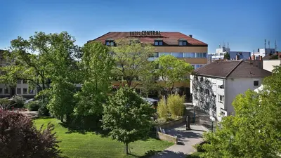 Das Gebäude in dem sich das Hotel befindet