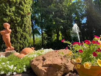 Ein Garten an der Unterkunft Odenwald Chalet