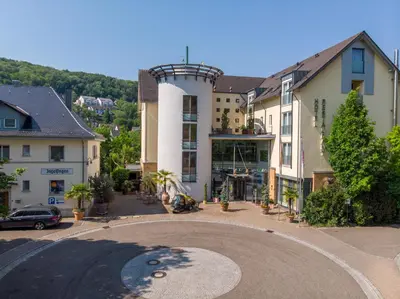 Ein allgemeiner Bergblick oder ein Berglick von des Hotels aus
