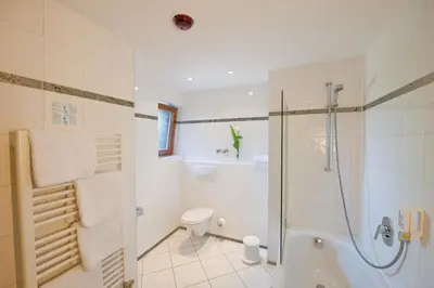 Ein Badezimmer in der Unterkunft Hotel Scheffelhöhe