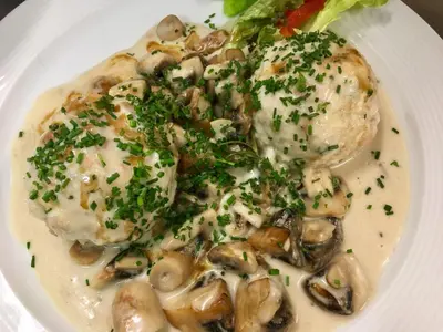 Essen im Hotel oder in der Nähe