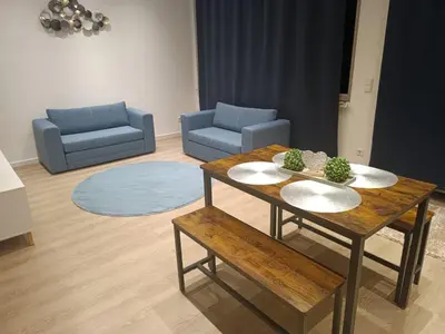 Ein Sitzbereich in der Unterkunft L8 Street - Gneisenaustraße 9