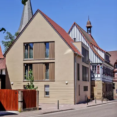Das Gebäude in dem sich das Hotel befindet