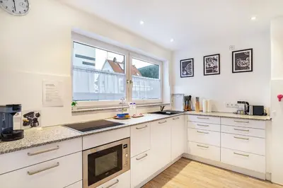 Küche/Küchenzeile in der Unterkunft Ferienwohnung am Enzufer mit Wintergarten Bad Wildbad im Schwarzwald