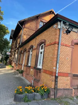 Das Gebäude in dem sich das Hotel befindet