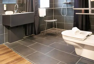 Ein Badezimmer in der Unterkunft KL Hotel by WMM Hotels