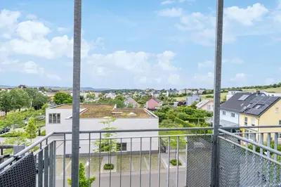 Ein Balkon oder eine Terrasse in der Unterkunft Go2Cozy - Study & Work Apartments - WIFI - Kitchen