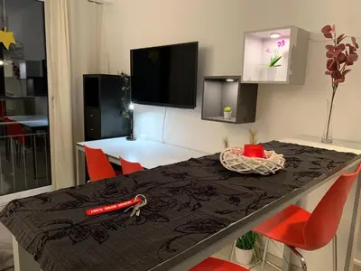 TV/Unterhaltungsangebot in der Unterkunft Exklusive Wohlfühloase by Rabe - Parkplatz, Smart-TV, Netflix