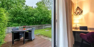 Ein Garten an der Unterkunft PLAZA Residence Stuttgart-Ditzingen