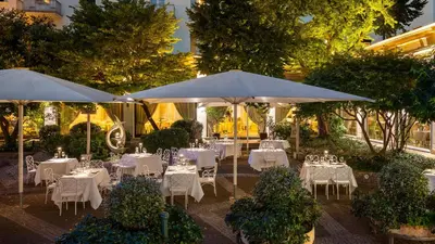Ein Garten an der Unterkunft Hotel Europäischer Hof Heidelberg, Bestes Hotel Deutschlands in historischer Architektur