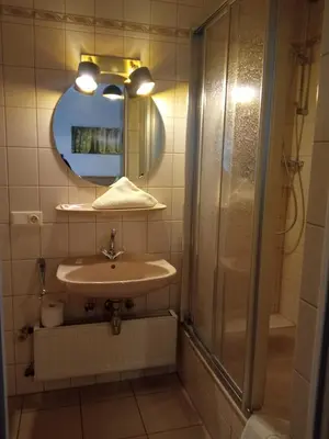 Ein Badezimmer in der Unterkunft Gasthof Zum Löwen