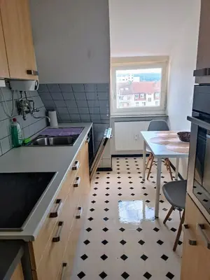 Küche/Küchenzeile in der Unterkunft Monteurwohnung - Pforzheim Nordstadt - L8