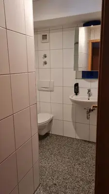 Ein Badezimmer in der Unterkunft Hotel Kartäuser Hof Mainz Bodenheim