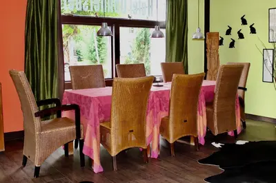 Ein Sitzbereich in der Unterkunft Hotel Donnersberg