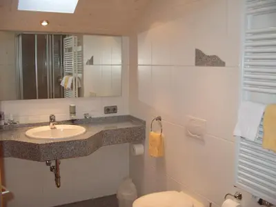 Ein Badezimmer in der Unterkunft Hotel Koch