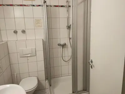 Ein Badezimmer in der Unterkunft Hotel zur Eisenbahn