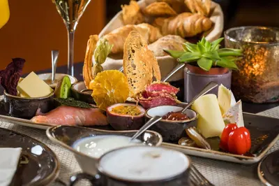 Essen im Hotel oder in der Nähe