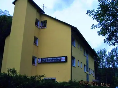 Das Gebäude in dem sich das Hotel befindet