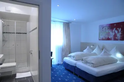 Ein Badezimmer in der Unterkunft Hotel-Restaurant Steuermann