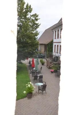 Ein Garten an der Unterkunft Wersauer Hof - Ferme Auberge