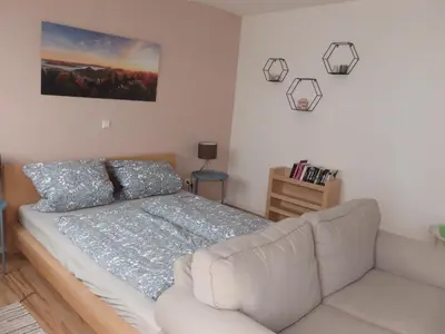 Ein Sitzbereich in der Unterkunft Ferienwohnung Palatina Annweiler