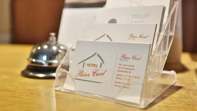 Ein Zertifikat, Auszeichnung, Logo oder anderes Dokument, das in der Unterkunft Hotel Prinz Carl ausgestellt ist