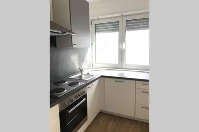 Küche/Küchenzeile in der Unterkunft Hell Modern Gemütlich Großes 1 Zimmer Apartment Ilvesheim