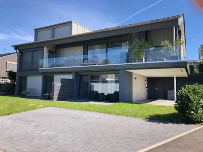 Das Gebäude in dem sich die Ferienwohnung befindet