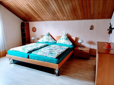 Ein Bett oder Betten in einem Zimmer der Unterkunft Haus Heidrun