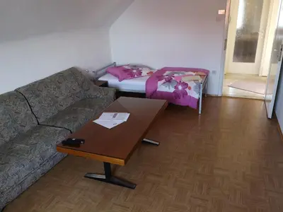 Ein Sitzbereich in der Unterkunft Juni o