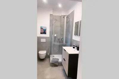 Ein Badezimmer in der Unterkunft Ferienwohnung Sandhausen Heidelberg V1