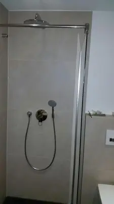 Ein Badezimmer in der Unterkunft Private Unterkunft Askinartar