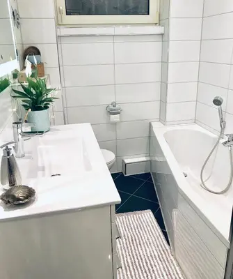Ein Badezimmer in der Unterkunft Home in the heart of Mannheim, Long Stay & Remote Work, Netflix, Fast WIFI