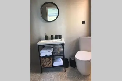 Ein Badezimmer in der Unterkunft Wunderschöne Wohnung mit Blick auf die Weinberge