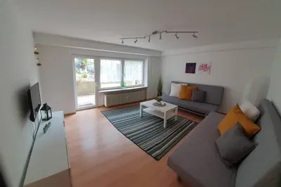 Ein Sitzbereich in der Unterkunft Ferienwohnung Hemsbach an der Bergstraße