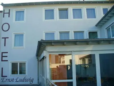 Das Gebäude in dem sich das Hotel befindet