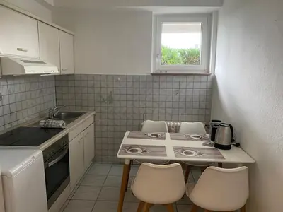 Küche/Küchenzeile in der Unterkunft Nahe an der City für Monteure und für Urlauber