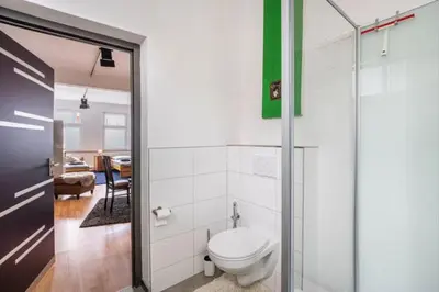 Ein Badezimmer in der Unterkunft 40 qm große Studiowohnung zentral gelegen - direkt in Groß-Umstadt - 300 m bis zum Marktplatz