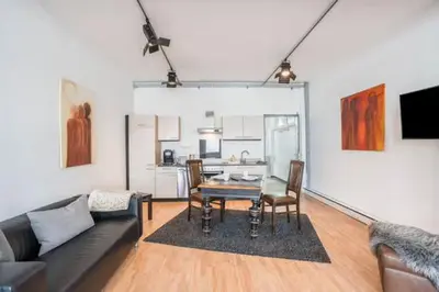 Küche/Küchenzeile in der Unterkunft 40 qm große Studiowohnung zentral gelegen - direkt in Groß-Umstadt - 300 m bis zum Marktplatz