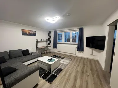 TV/Unterhaltungsangebot in der Unterkunft Ferienwohnung Raiffeisenstraße -groß-