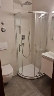Ein Badezimmer in der Unterkunft Gemütliche Ferienwohnung am Kurpark in Bad Herrenalb