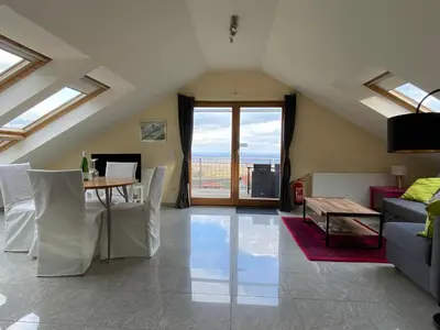 TV/Unterhaltungsangebot in der Unterkunft Ferienwohnung Fernblick Pfalz - mit Sauna