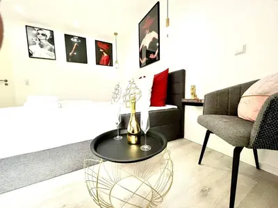 Ein Sitzbereich in der Unterkunft Living Solution 24 Karlsruhe