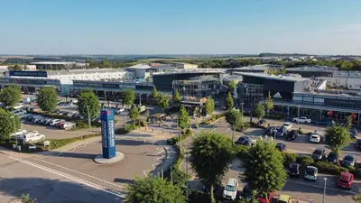 Blick auf Schöne Ferienwohnung mitten im Pfälzerwaldgebiet aus der Vogelperspektive