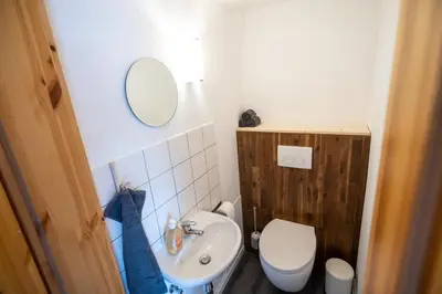 Ein Badezimmer in der Unterkunft Große 3-Zimmer Maisonette Wohnung in Neuhausen