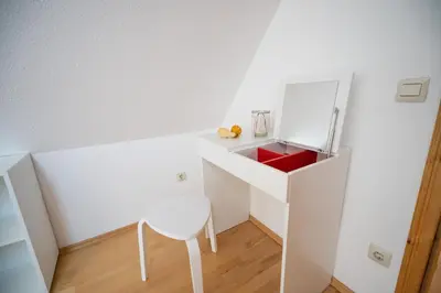 Küche/Küchenzeile in der Unterkunft Große 3-Zimmer Maisonette Wohnung in Neuhausen