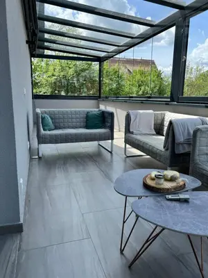 Ein Sitzbereich in der Unterkunft LifeStyle Apartment Sinsheim