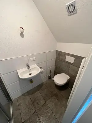 Ein Badezimmer in der Unterkunft Monteurwohnung Pforzheim - L8 Street