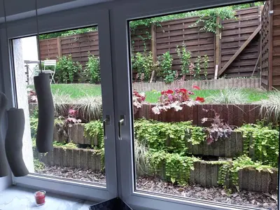 Ein Garten an der Unterkunft Ferienwohnung im schönen Zellertal