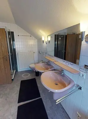 Ein Badezimmer in der Unterkunft FERIENHAUS in der Natur